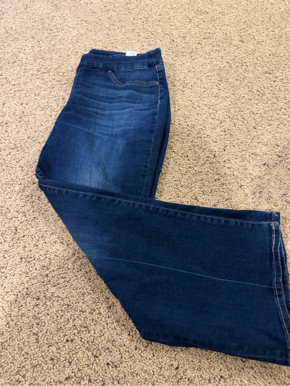 Chico's Petite Pull On Slim Bootcut Jeans